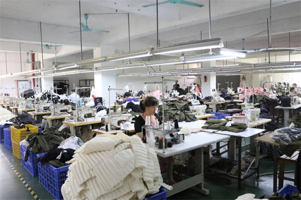 企業(yè)熱水系統(tǒng)專用的工廠空氣能熱水機(jī)品牌