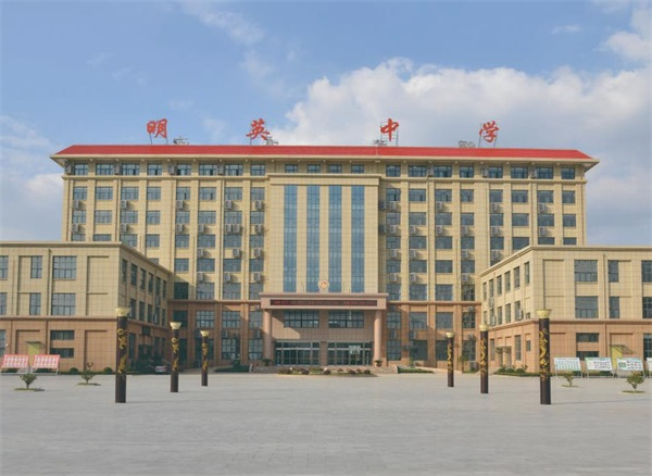 學校用空氣源熱泵供應熱水的具體優勢