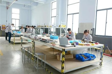 節能耐用的工廠熱泵熱水機組品牌