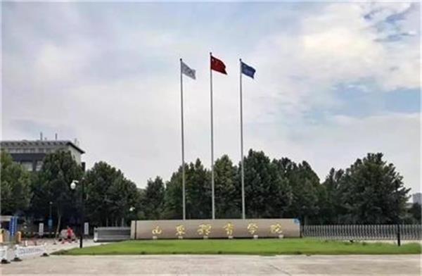 學校泳池熱泵廠家選哪家好？