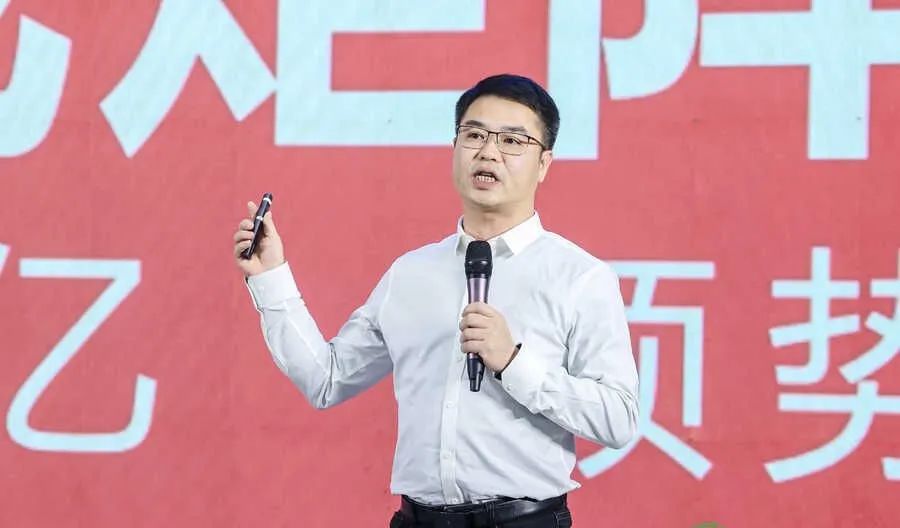 華天成九大矩陣戰略B計劃燃爆2023中新工聯工程商年會現場！