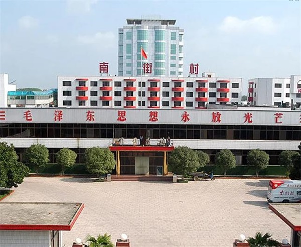 商用空氣源熱泵機組助力經濟綠色復蘇