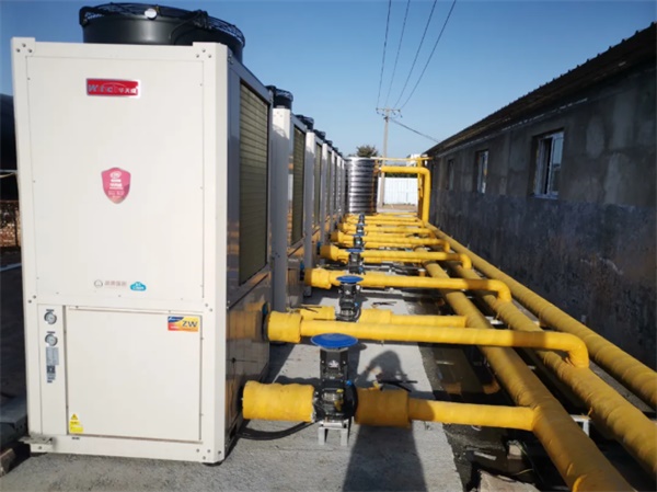 河南地區(qū)空氣能采暖助力御寒，畜牧養(yǎng)殖業(yè)煥發(fā)新生機(jī)