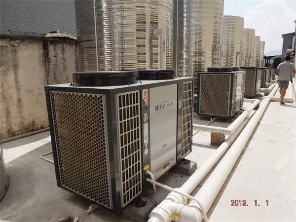 空氣能熱泵系統：解決學校供應熱水難題