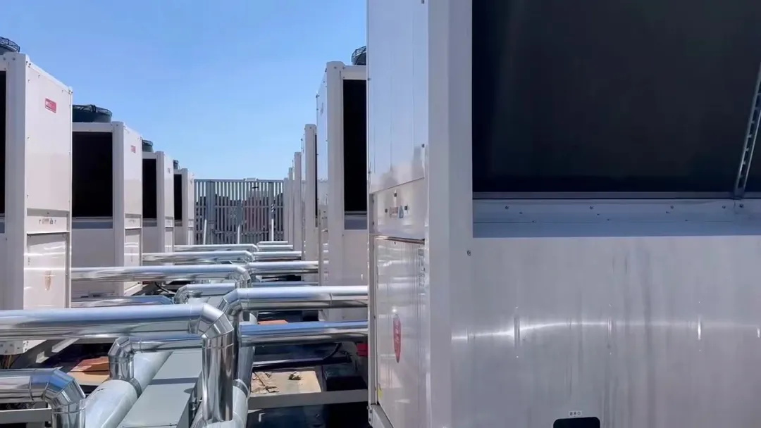 砸出現金 砸出幸運——華天成空氣能吉林白城“大放價”活動，受百姓歡迎！