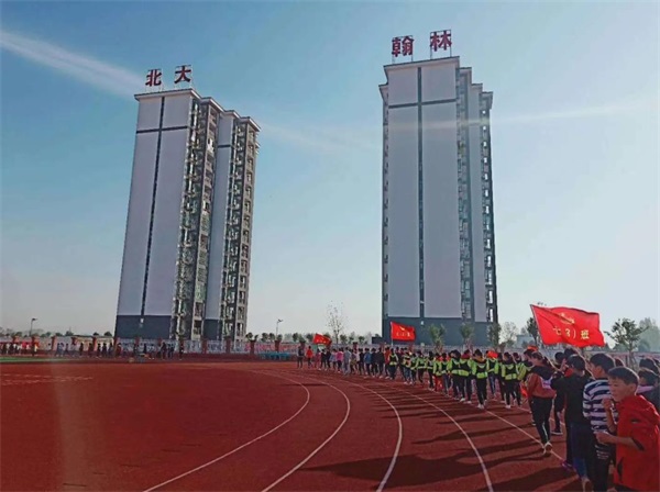 學(xué)校空氣能熱泵應(yīng)用響應(yīng)“煤改電”環(huán)保號(hào)召