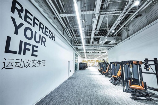 健身會(huì)所為應(yīng)對(duì)競(jìng)爭(zhēng)使用空氣能熱泵解決方案