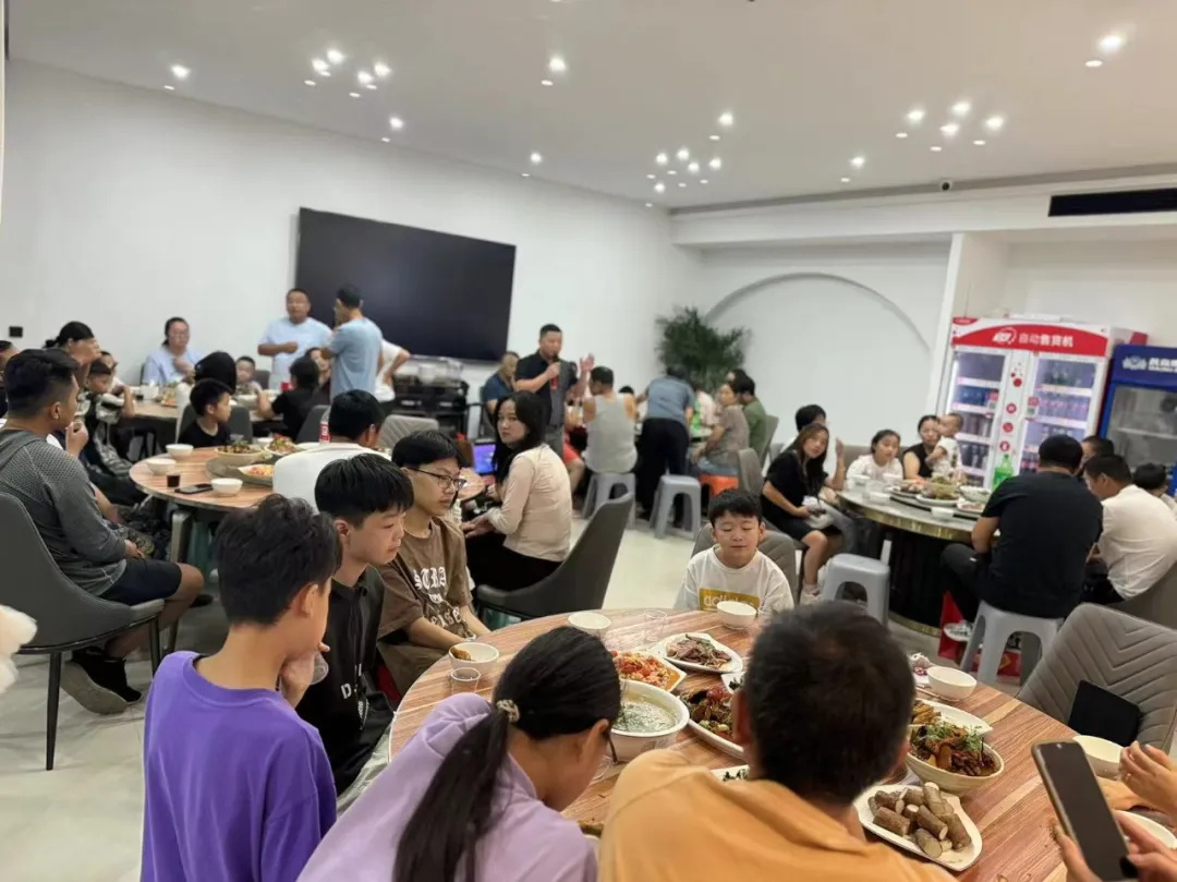 云臺之巔，品質見證|華天成河北邯鄲運營中心成功舉辦云臺山團建活動！