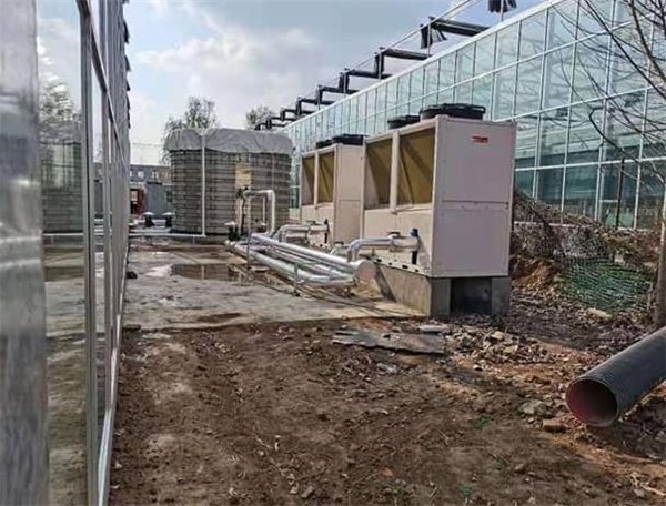 空氣源熱泵在恒溫大棚中的優勢有哪些呢？