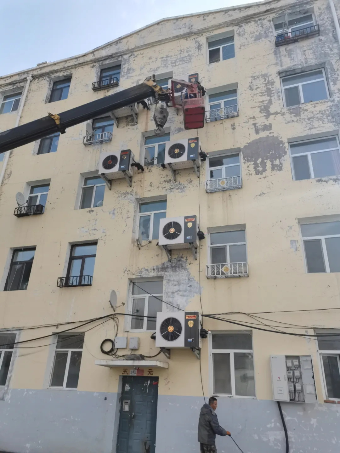 不要集中供暖,內蒙興安盟小區住戶首選華天成空氣能采暖!